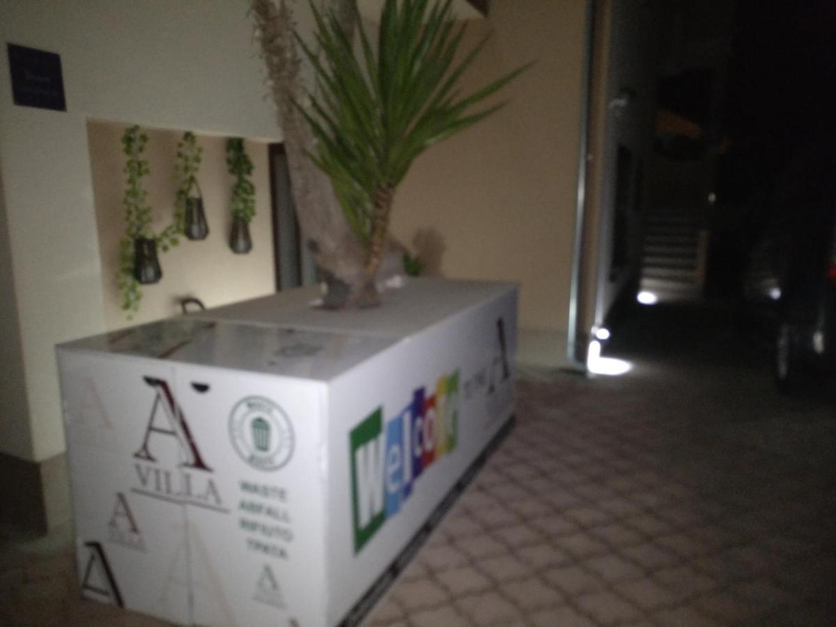 Apartments Villa A - Heating Pool トロギール エクステリア 写真