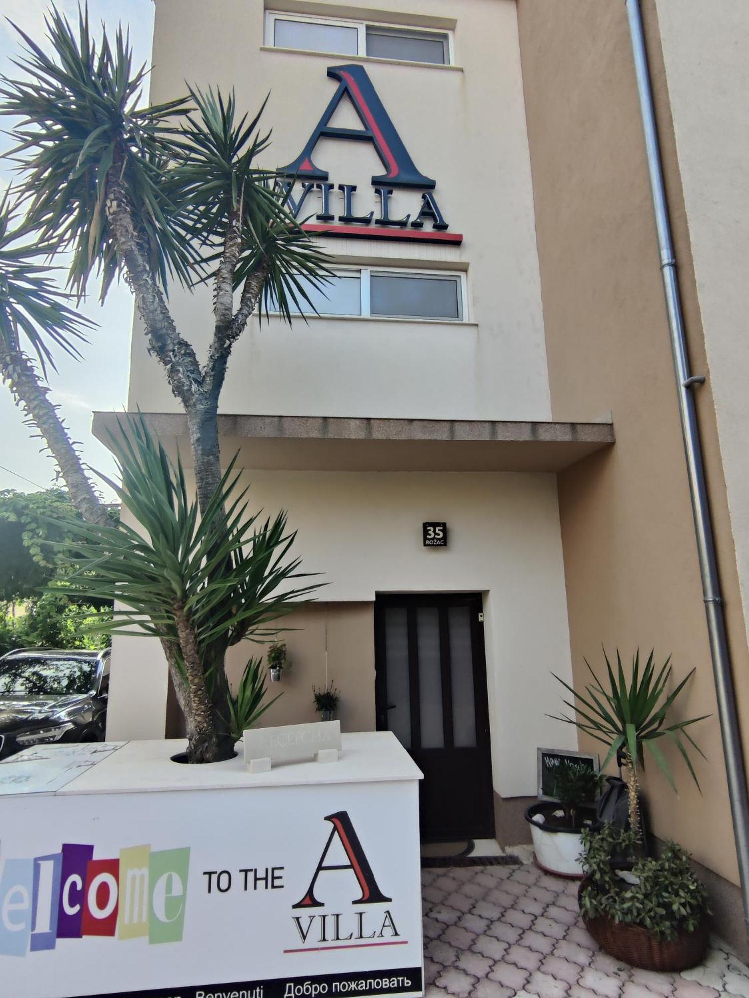Apartments Villa A - Heating Pool トロギール エクステリア 写真