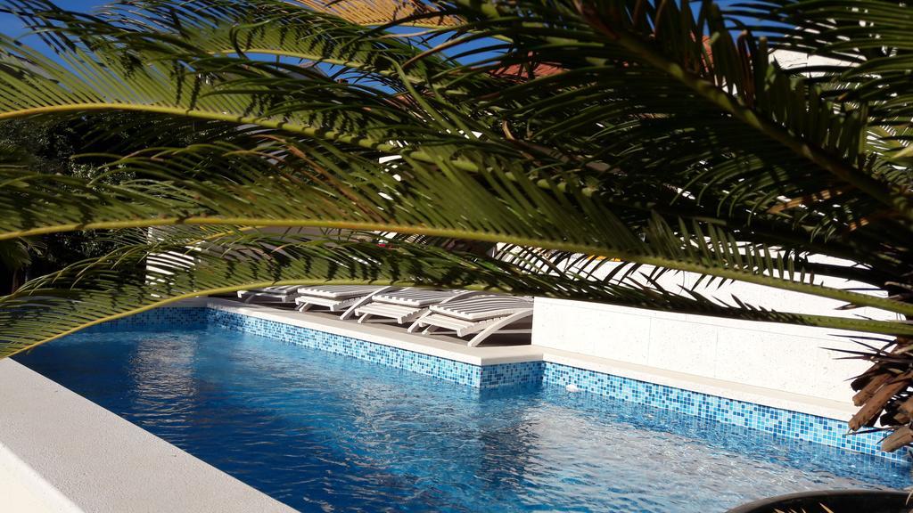 Apartments Villa A - Heating Pool トロギール エクステリア 写真
